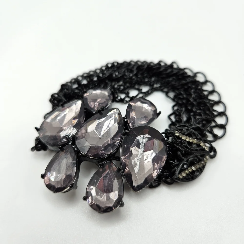 VINTAGE 80s Black Chain Acrylic Rhinestone Flower Statement Stretch Bracelet